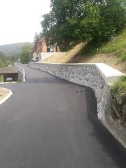 Izgradnja podpornega zidu in ureditev vozišča v Šentilju