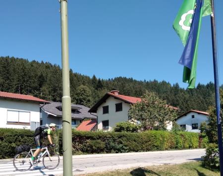 295256475_608213824052776_2269699651627635157_n